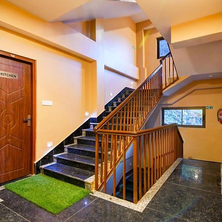 Super Townhouse Downtown Gangtok Hotell Eksteriør bilde