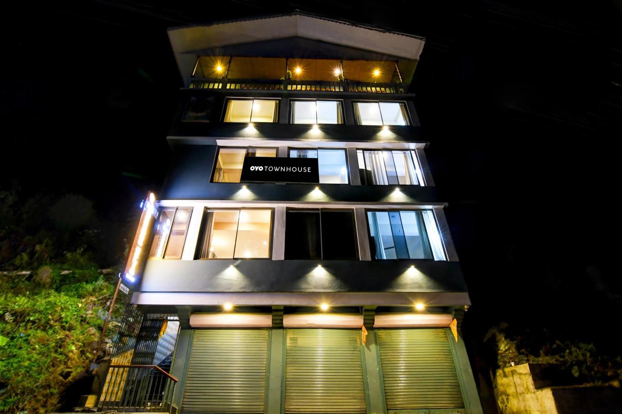 Super Townhouse Downtown Gangtok Hotell Eksteriør bilde
