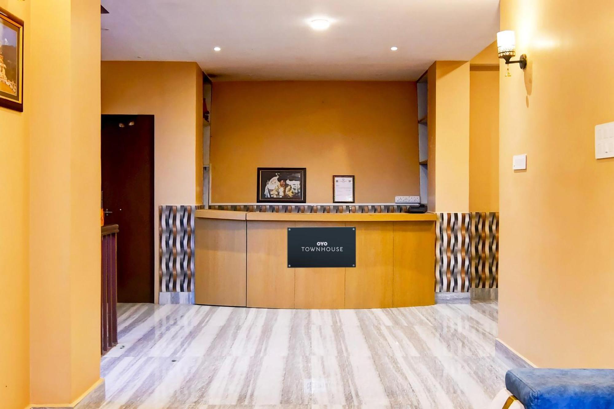 Super Townhouse Downtown Gangtok Hotell Eksteriør bilde