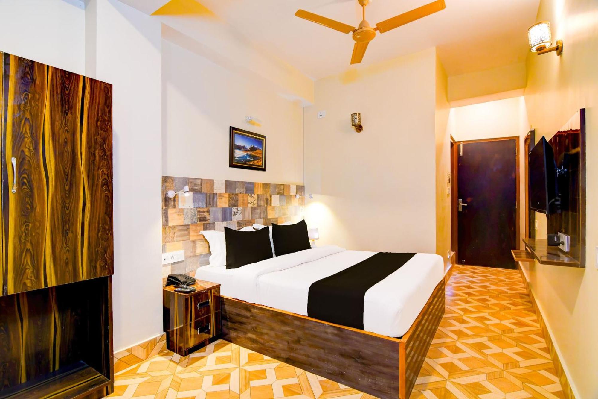 Super Townhouse Downtown Gangtok Hotell Eksteriør bilde