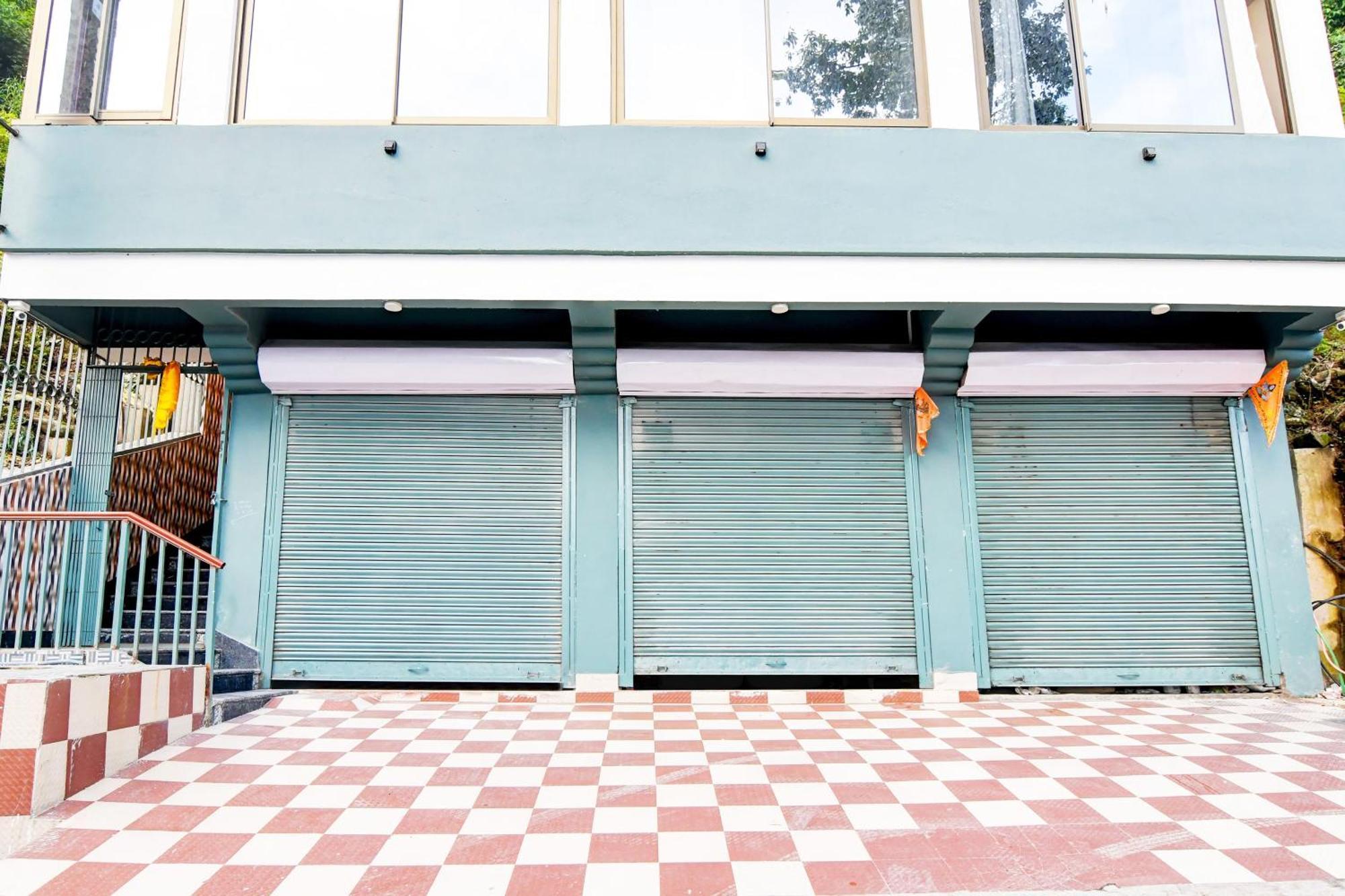 Super Townhouse Downtown Gangtok Hotell Eksteriør bilde