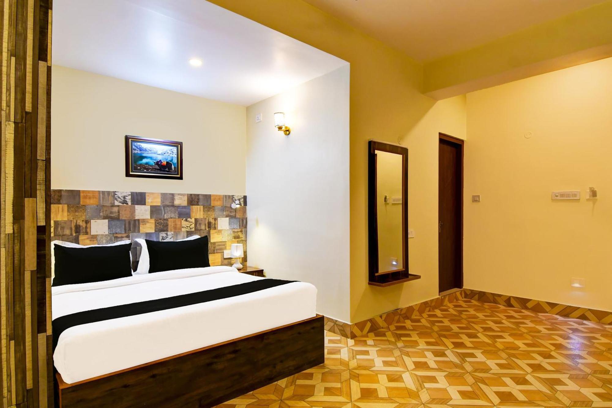 Super Townhouse Downtown Gangtok Hotell Eksteriør bilde