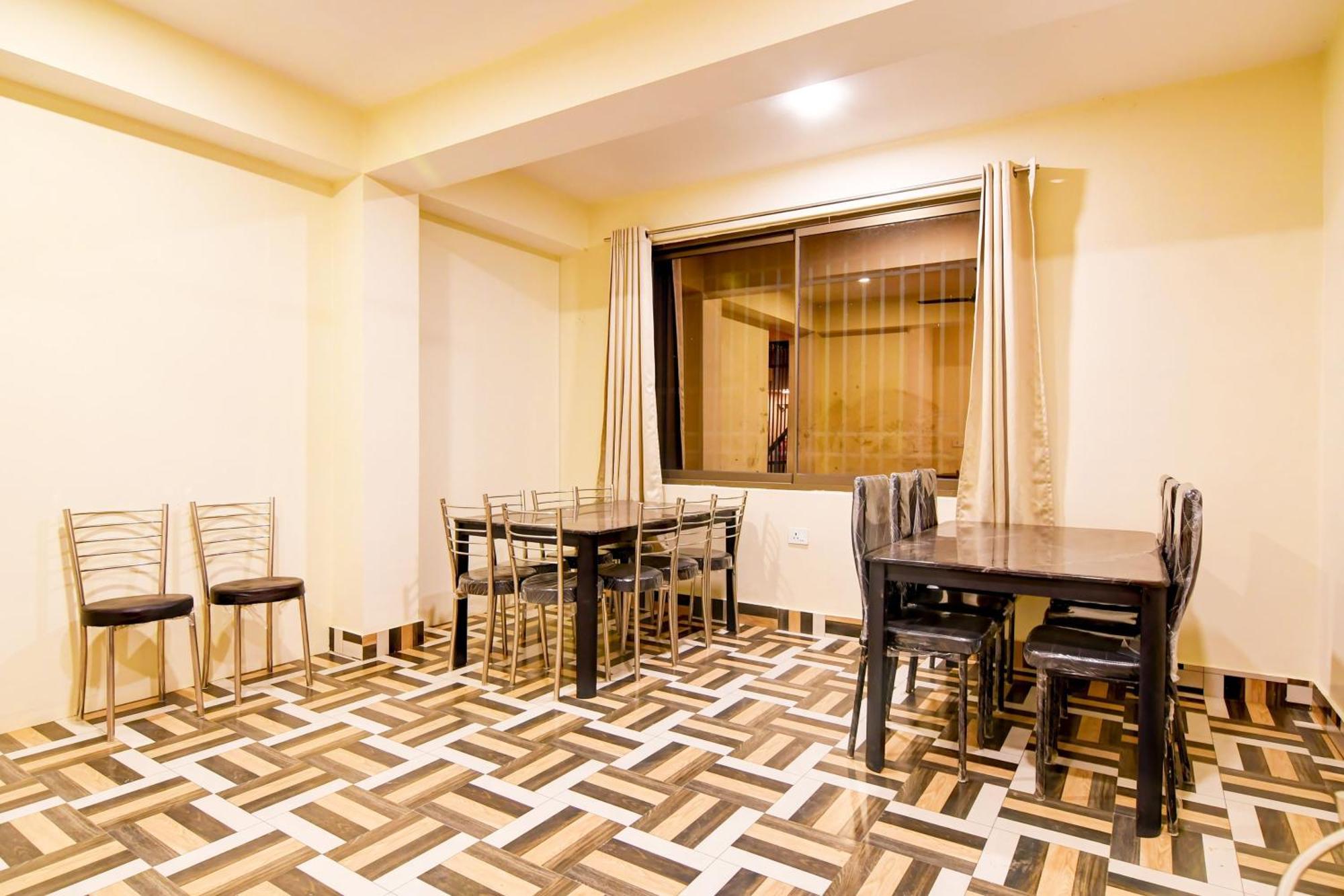 Super Townhouse Downtown Gangtok Hotell Eksteriør bilde